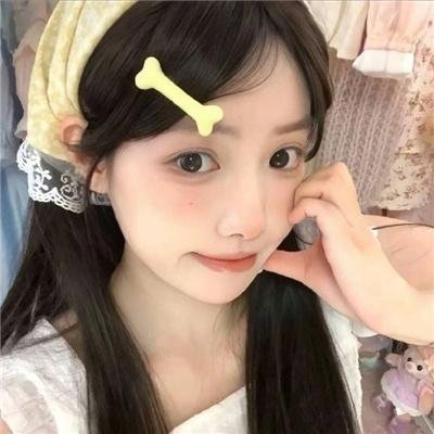 苹果饺子团又来了 海报