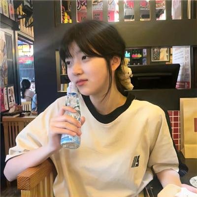惠美李艺彩派 海报